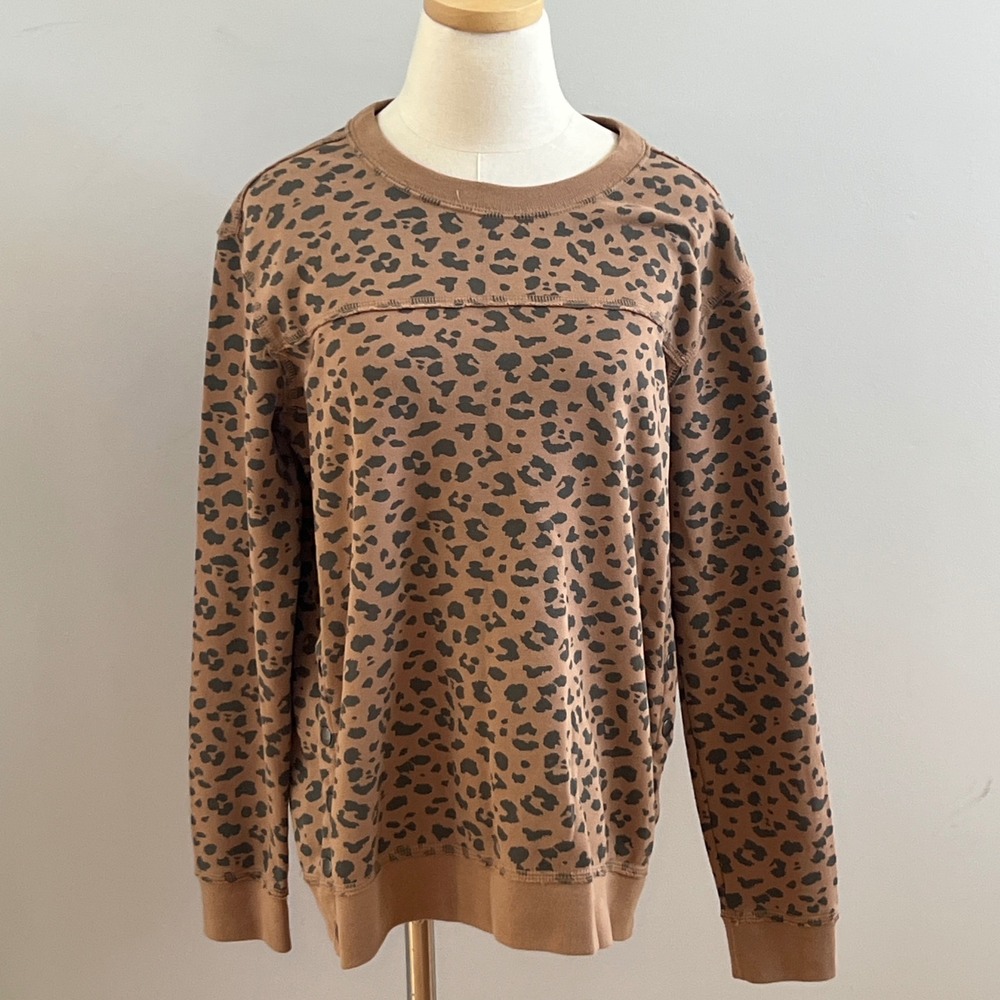 Abercrombie & Fitch Leopard Print Crewneck Sweatshirt Brown‎ Black Side Snaps S